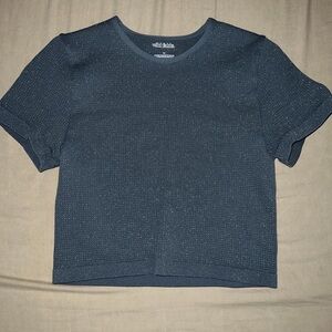 wide fable shirt